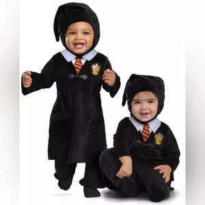 Harry Potter Licensed Infant Unisex Gryffindor Robe + Cap Costume Size 6 Months